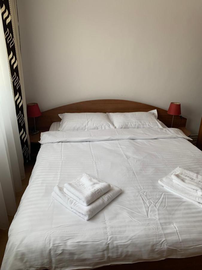 Cazare Medias, Apartament Modern Экстерьер фото