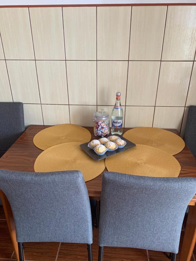 Cazare Medias, Apartament Modern Экстерьер фото